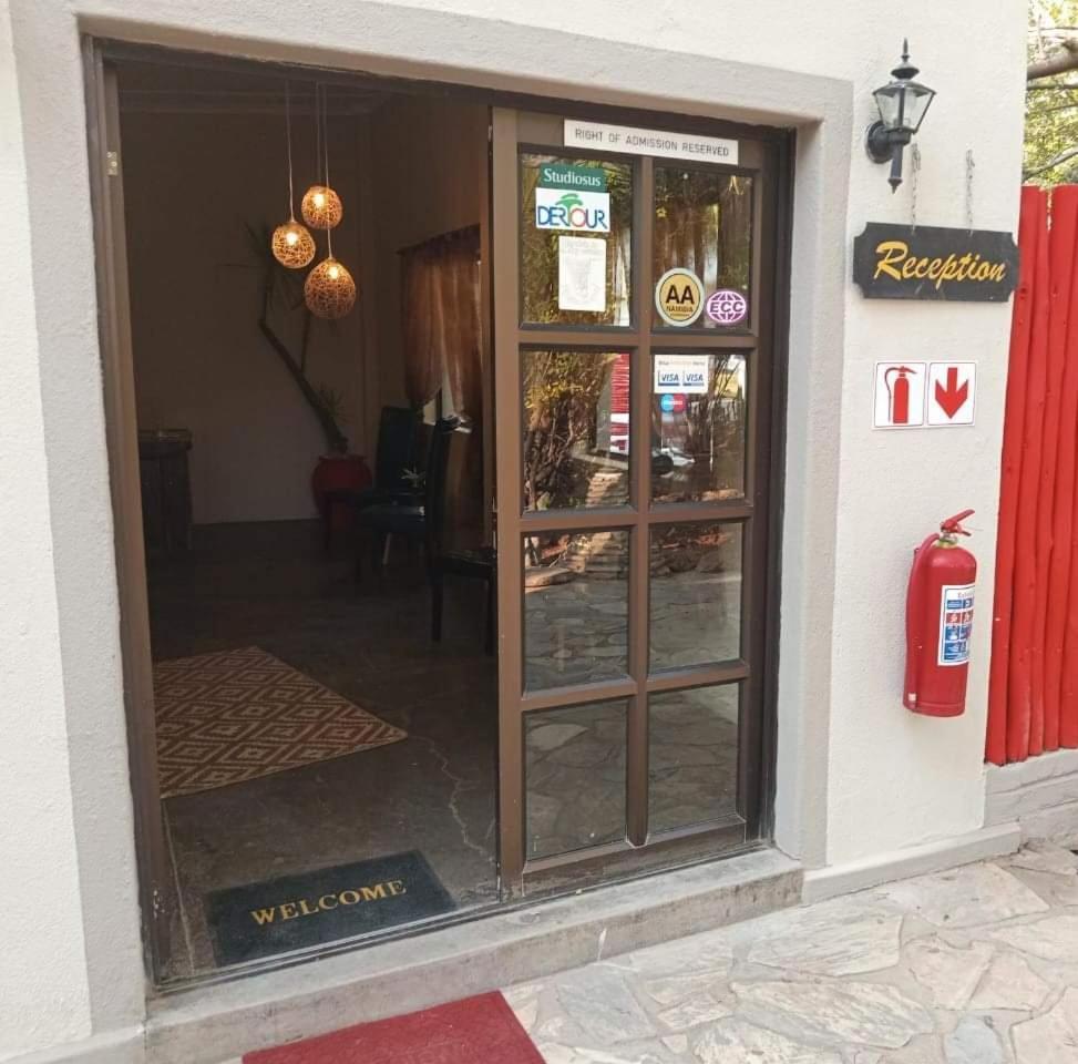 Faith City Guesthouse Оучо Екстер'єр фото